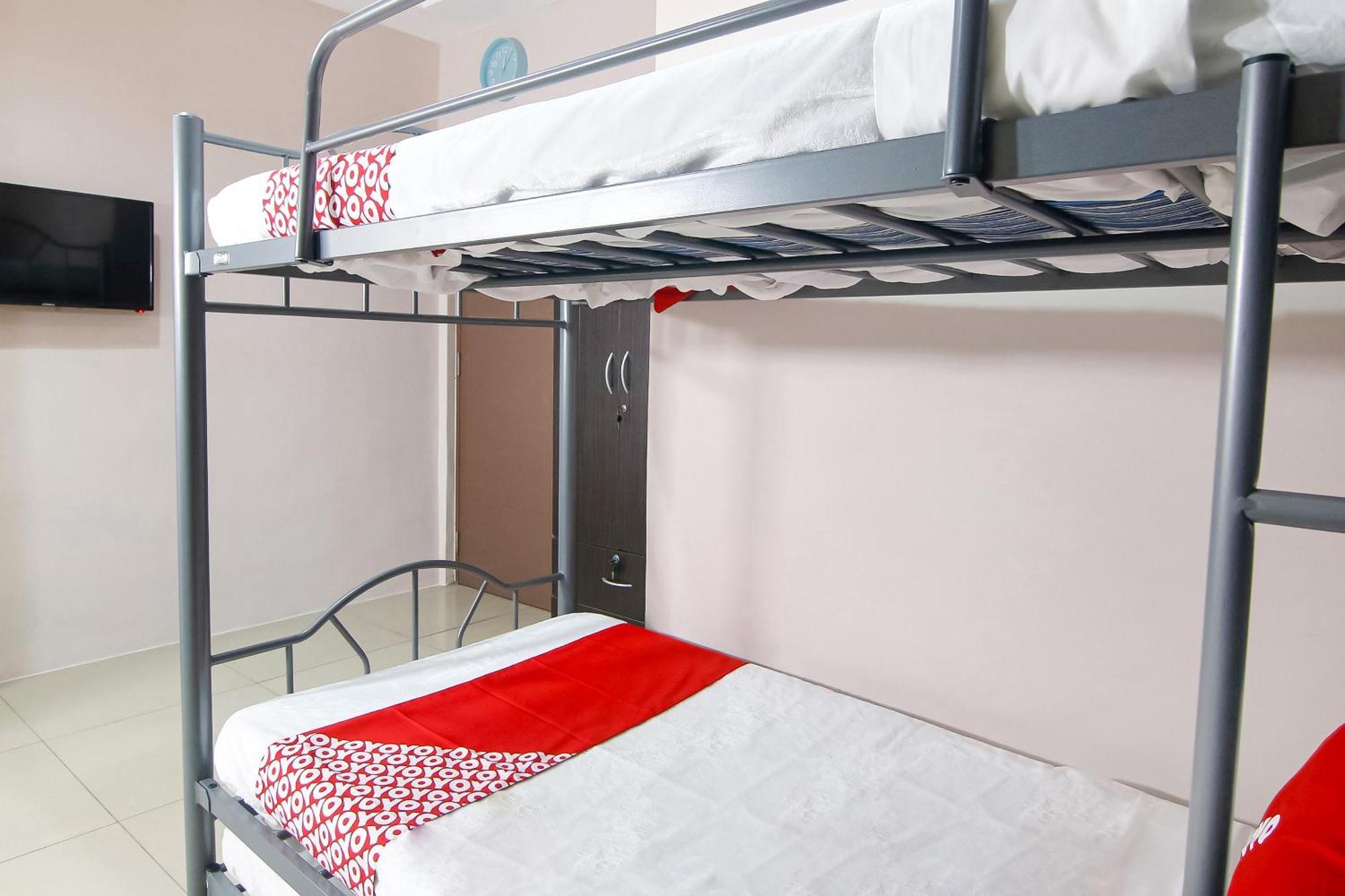 Oyo 766 Ichehan Apartments Manila Luaran gambar