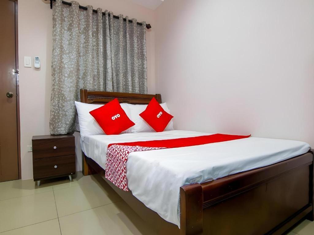 Oyo 766 Ichehan Apartments Manila Luaran gambar